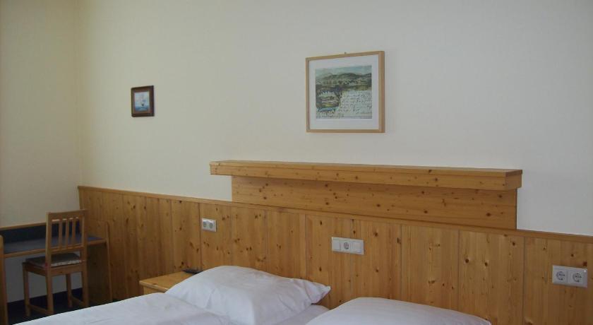 Hubertushof Fromwald Hotel Und Gasthof Bad Fischau Luaran gambar