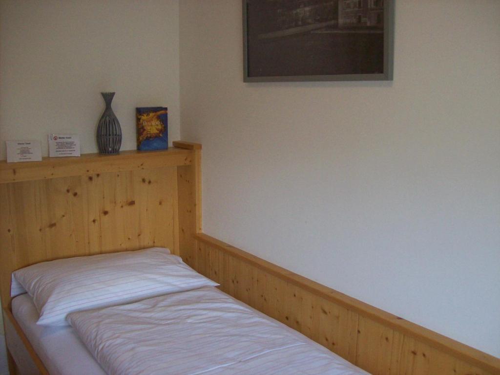 Hubertushof Fromwald Hotel Und Gasthof Bad Fischau Bilik gambar