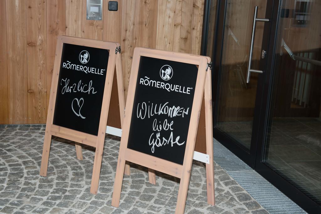 Hubertushof Fromwald Hotel Und Gasthof Bad Fischau Luaran gambar
